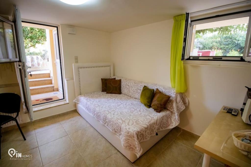 Odysseus Cozy Home Nea Makri Exterior photo
