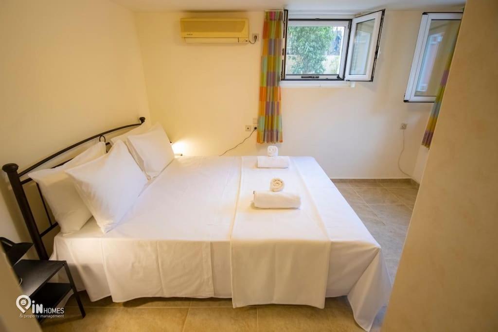 Odysseus Cozy Home Nea Makri Exterior photo